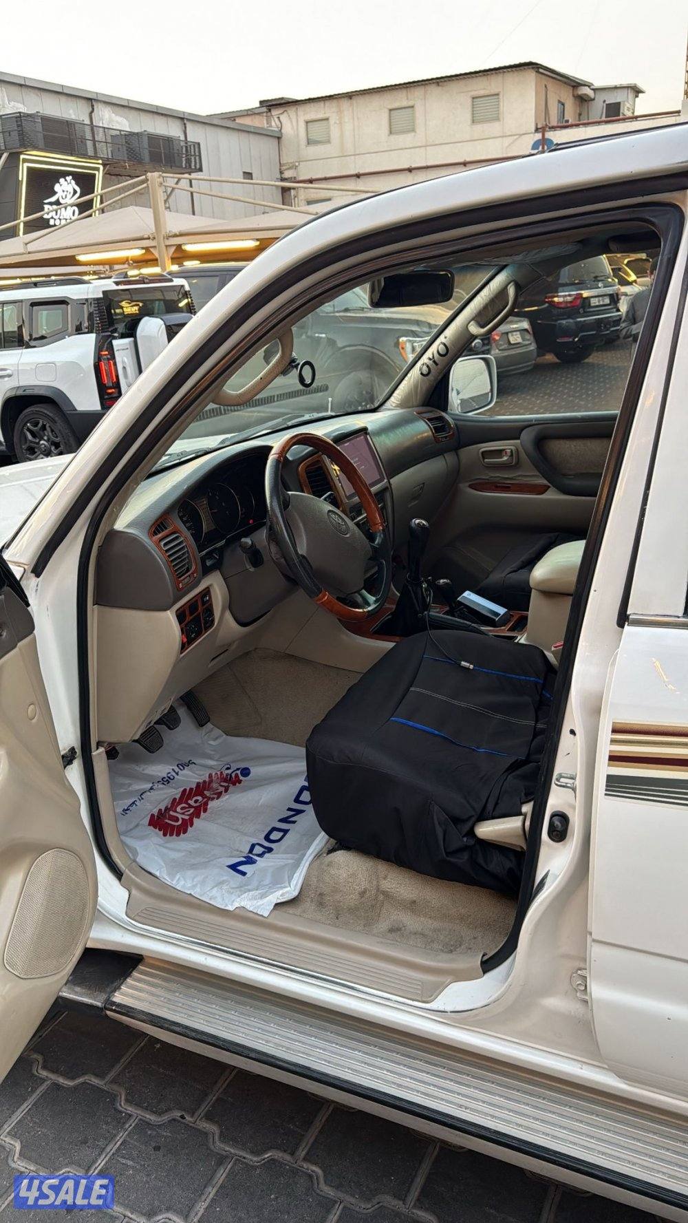 للبيع ٢٠٠٣4