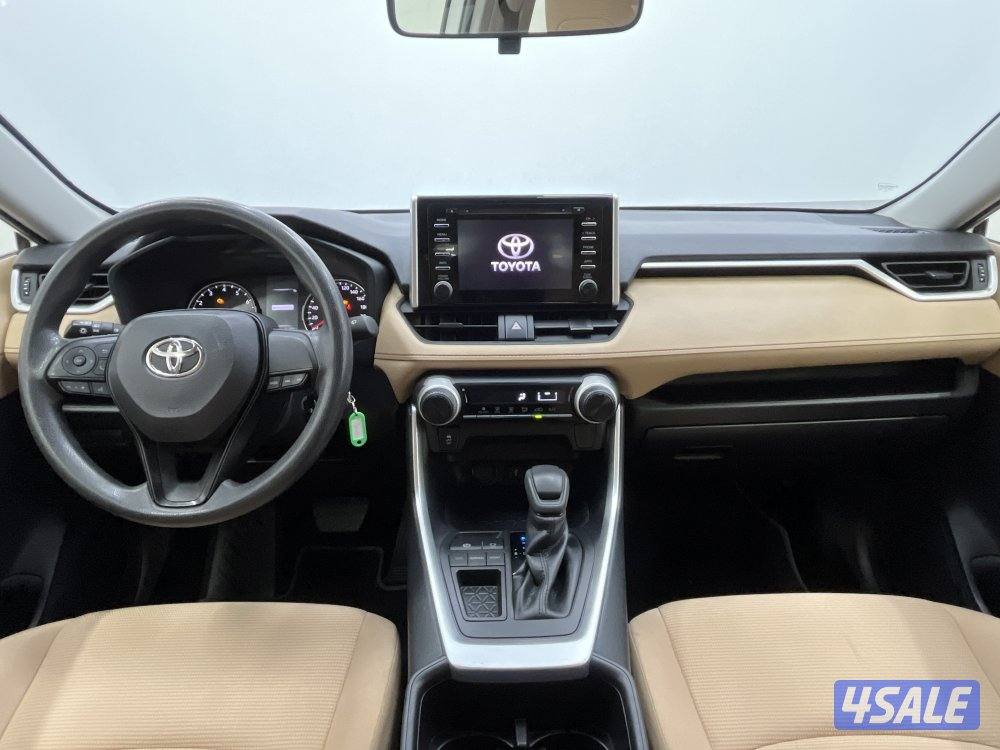 TOYOTA RAV401 4X2 STANDARD OPTION11