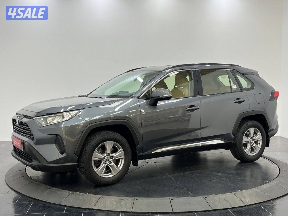 TOYOTA RAV401 4X2 STANDARD OPTION0