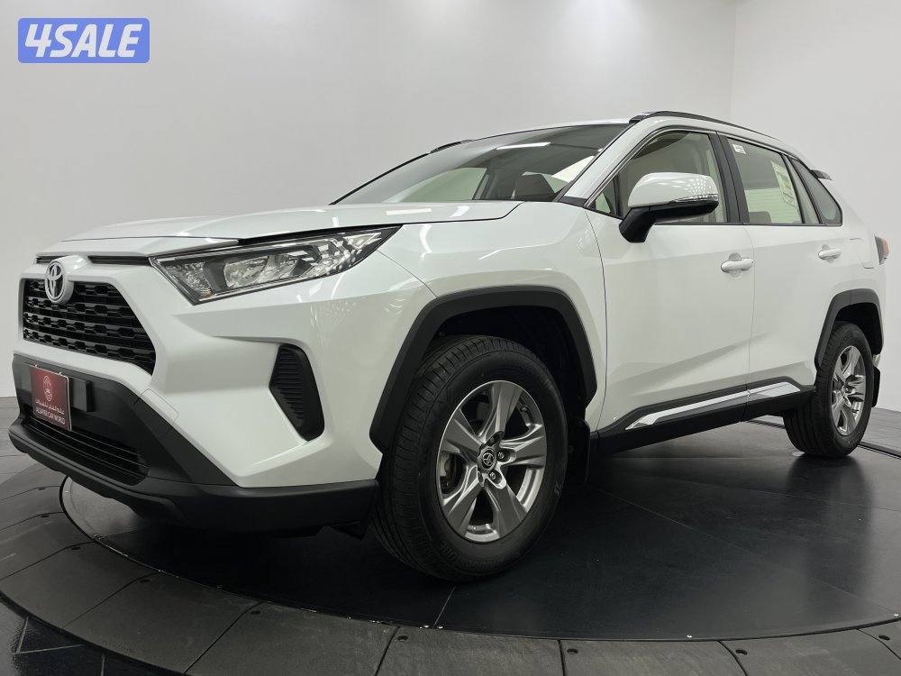 TOYOTA RAV401 4X2 STANDARD OPTION1