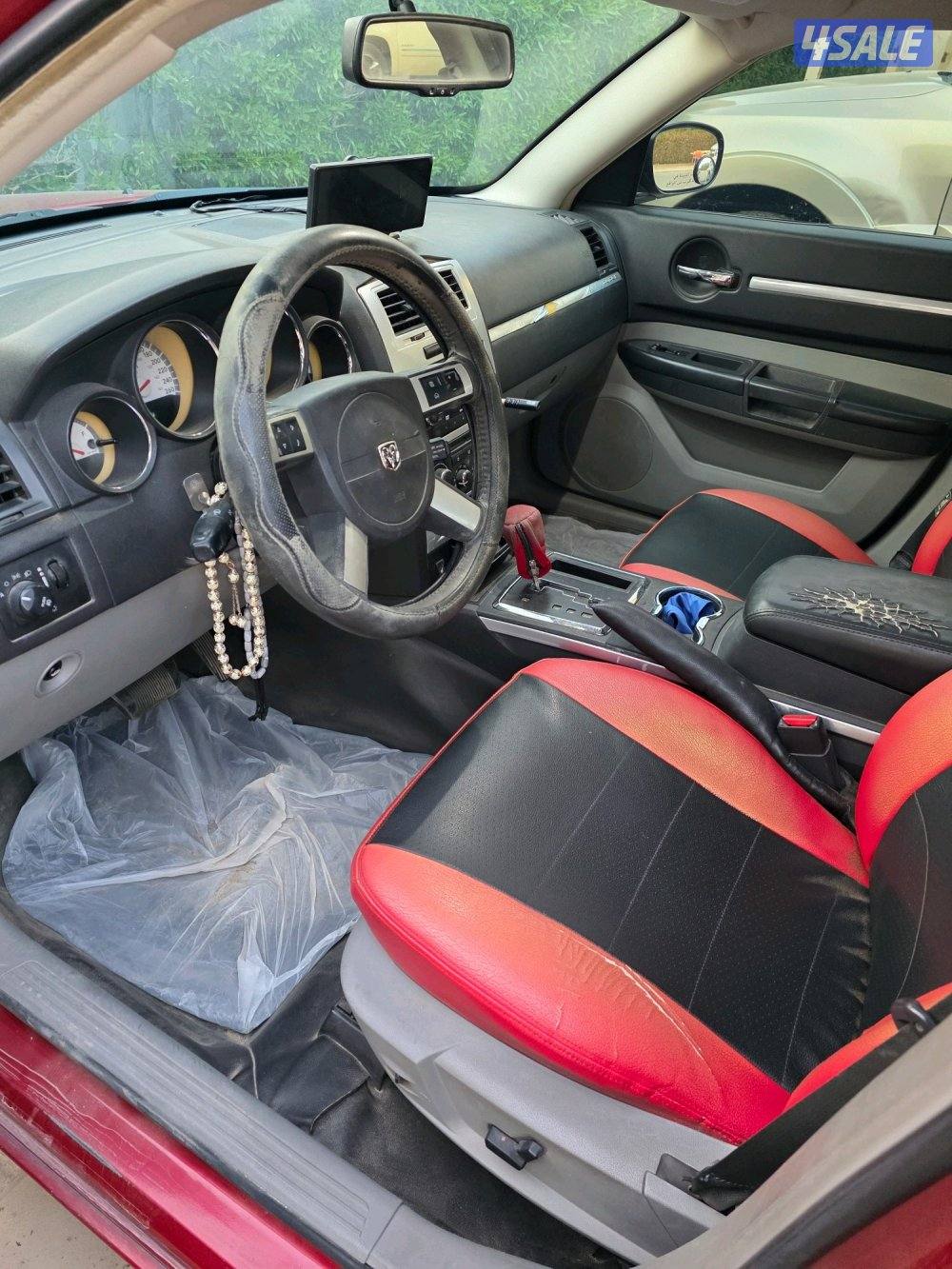 دوج جارجر ٢٠١٠ بيعه سريعه الفل بدون فتحه4