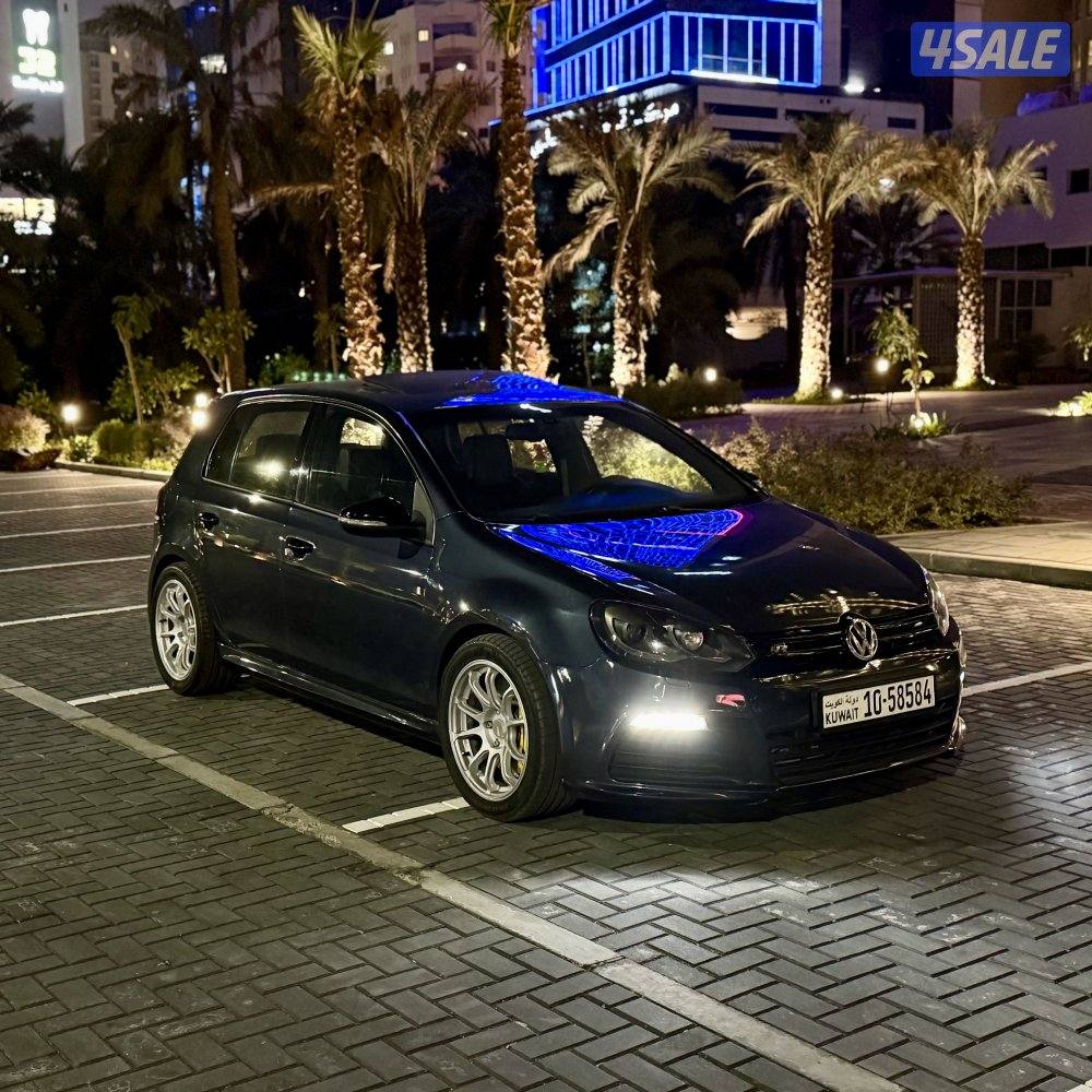 Golf R 2012 / 165KM Agency Service0