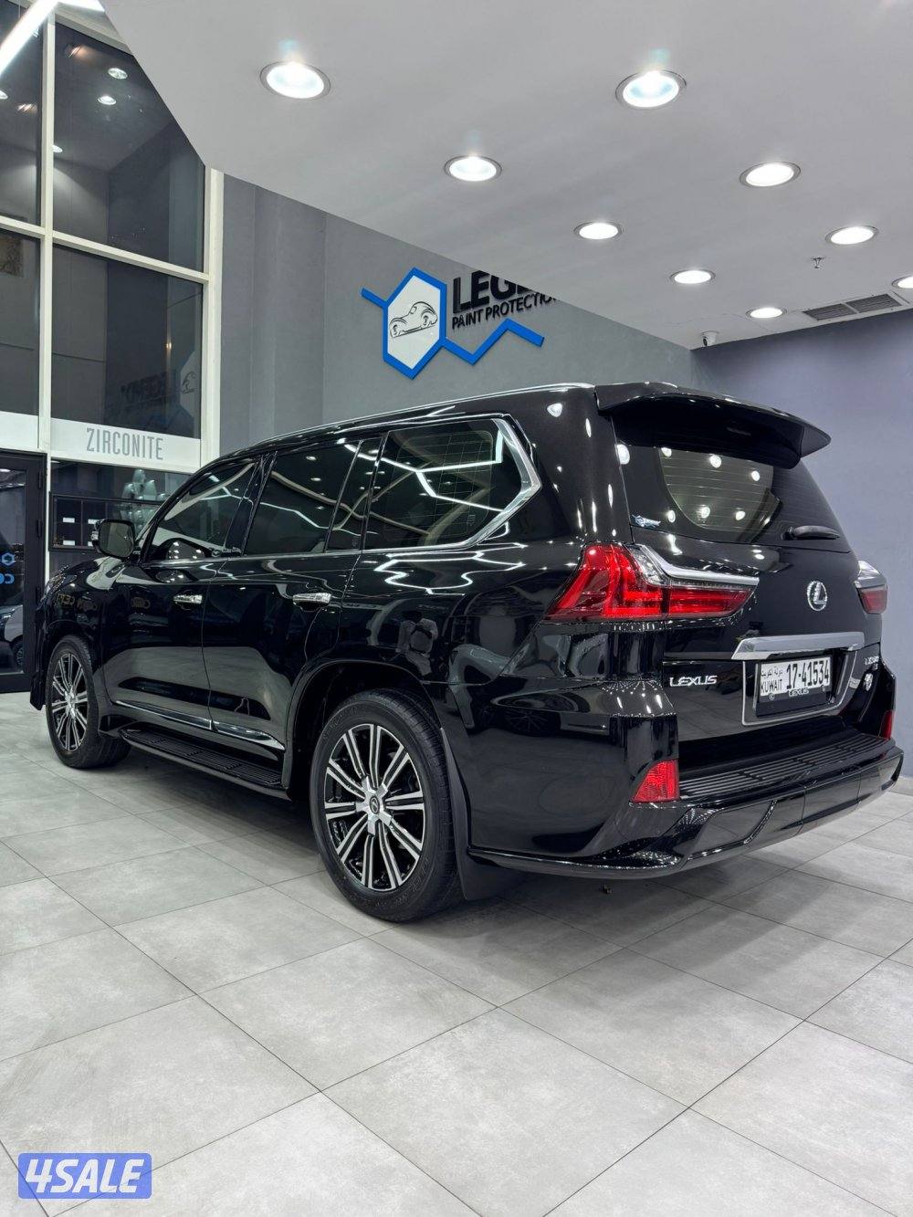 للبيع لكزس LX 5703