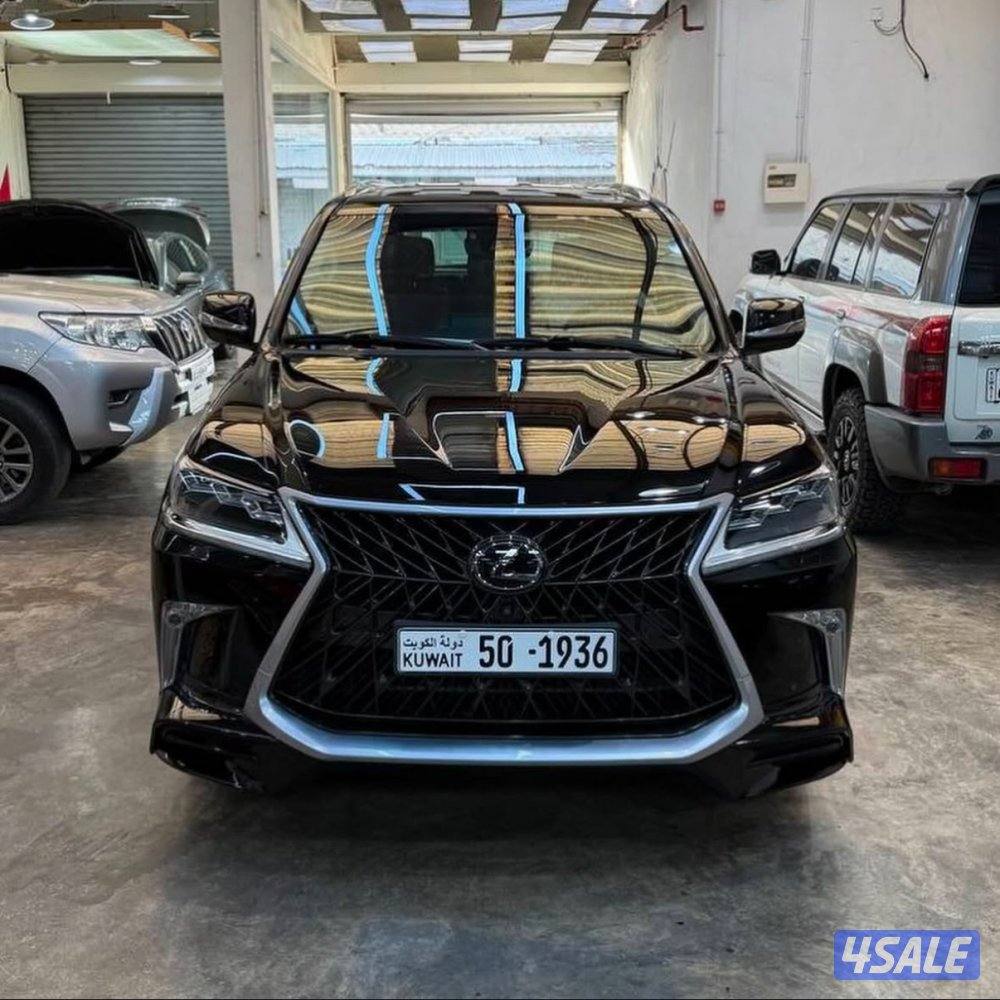 للبيع لكزس 2018 صبغ الوكاله بالكامل1