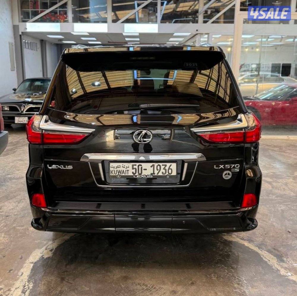 للبيع لكزس 2018 صبغ الوكاله بالكامل3