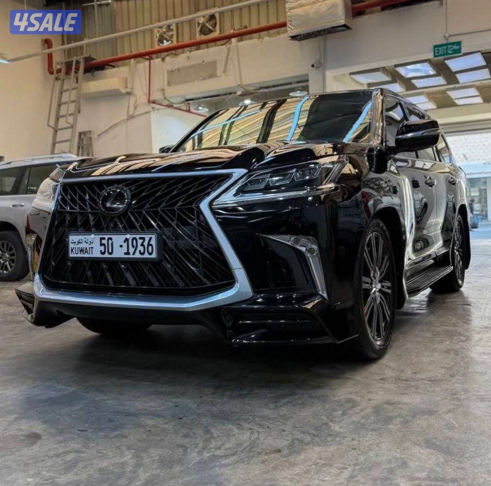 للبيع لكزس 2018 صبغ الوكاله بالكامل4