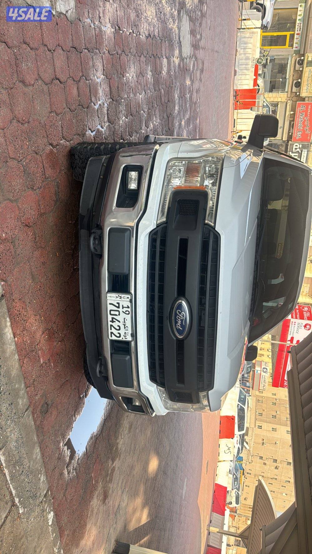 اللبيع وانيت فورد f150 شرط الفحص ماشي ٢٦١٧٠ ميل صبغ الوكاله1