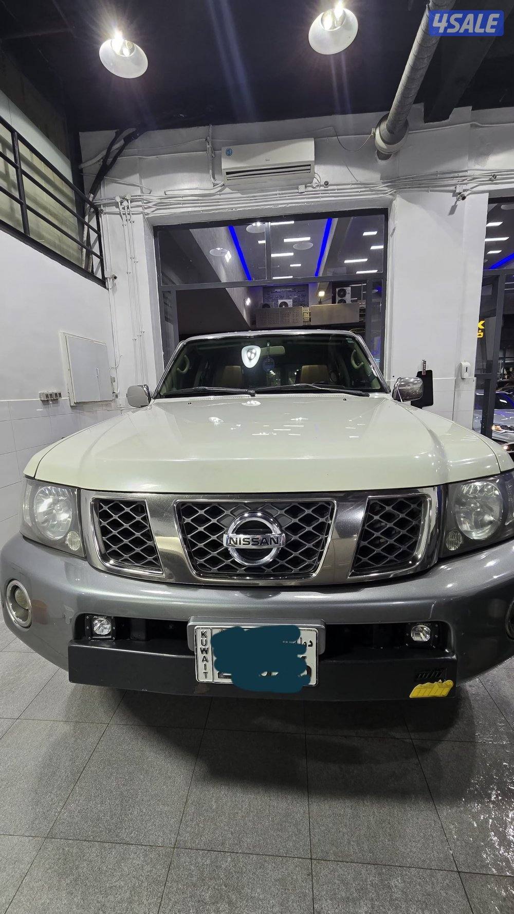 Nissan سوبر سفاري 20190