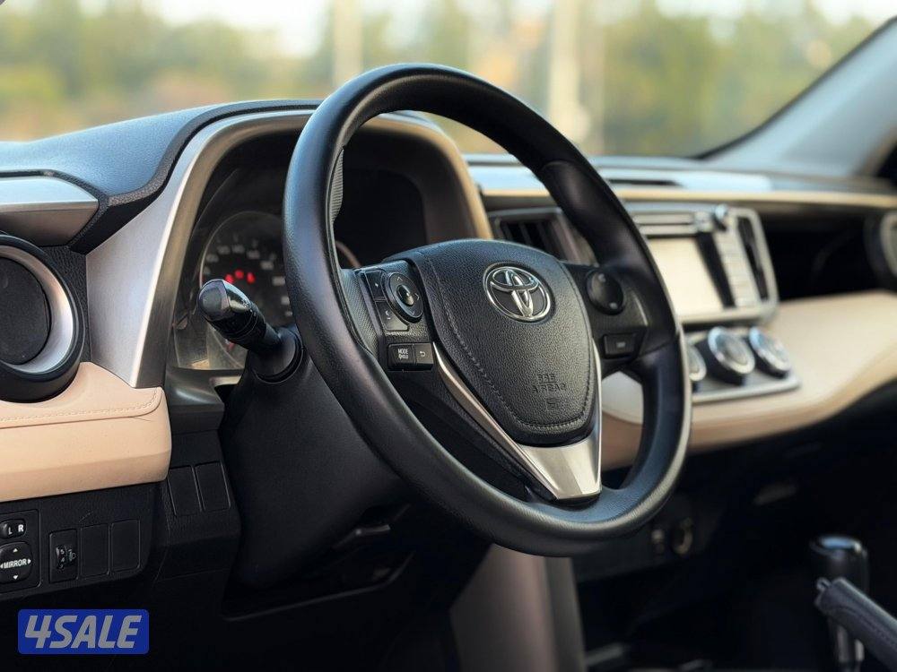 للبيع RAV 4 موديل 2015 وارد الساير7