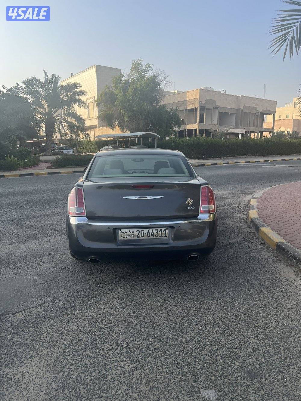 للبيع او للبدل كرايزلر C3002