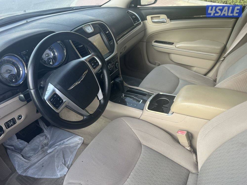للبيع او للبدل كرايزلر C3005
