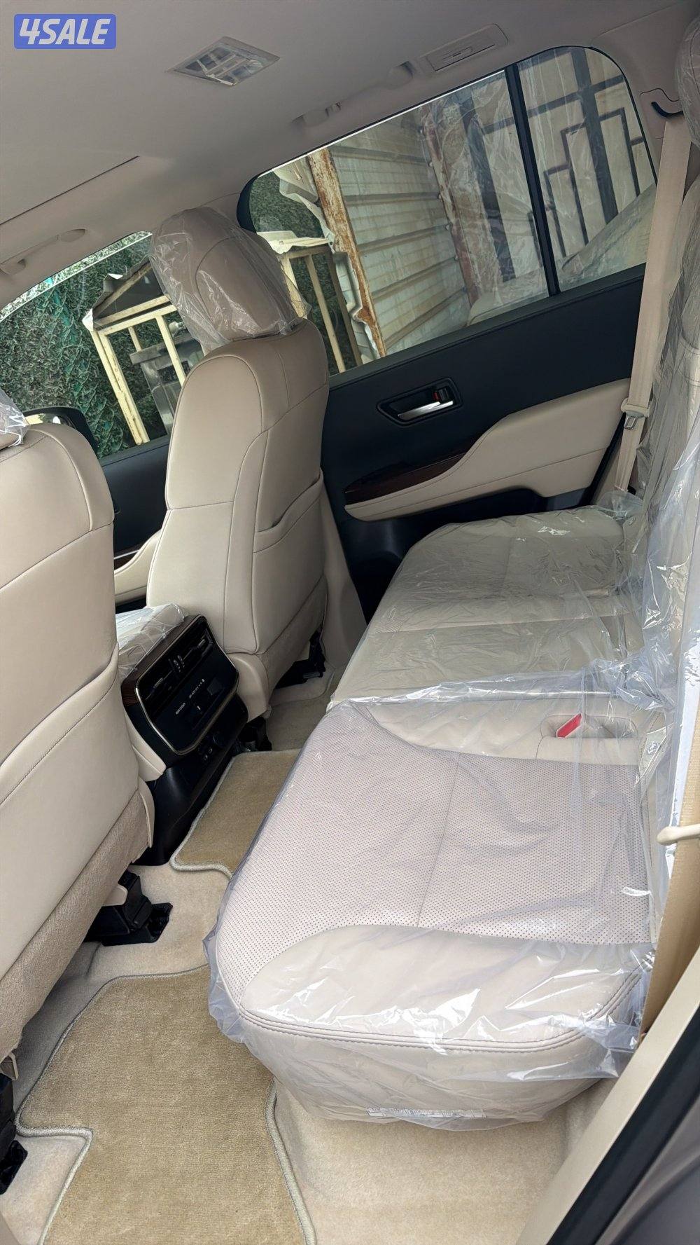 لاندكروزر ٢٠٢٢2