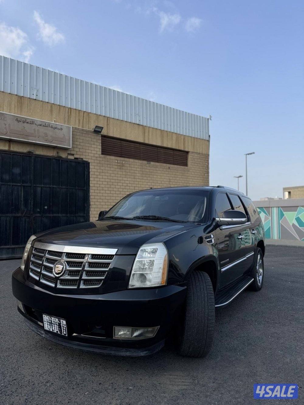 للبيع كاديلاك اسكاليد0