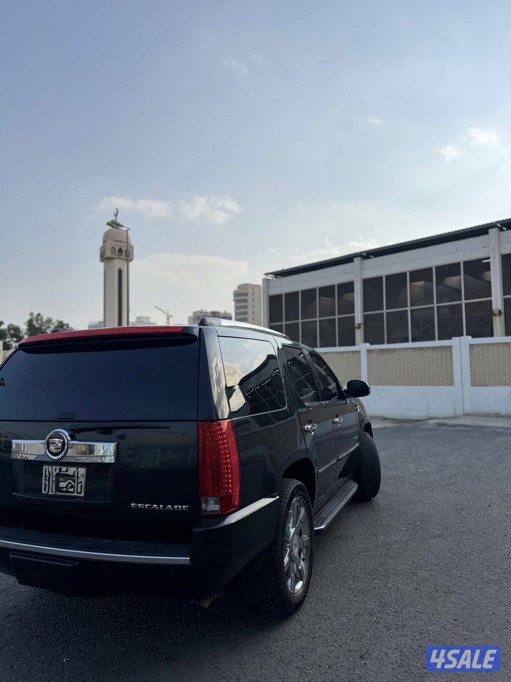 للبيع كاديلاك اسكاليد3