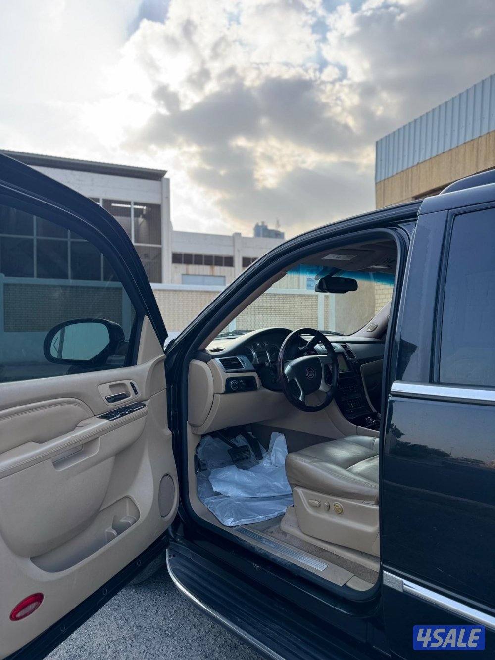 للبيع كاديلاك اسكاليد7