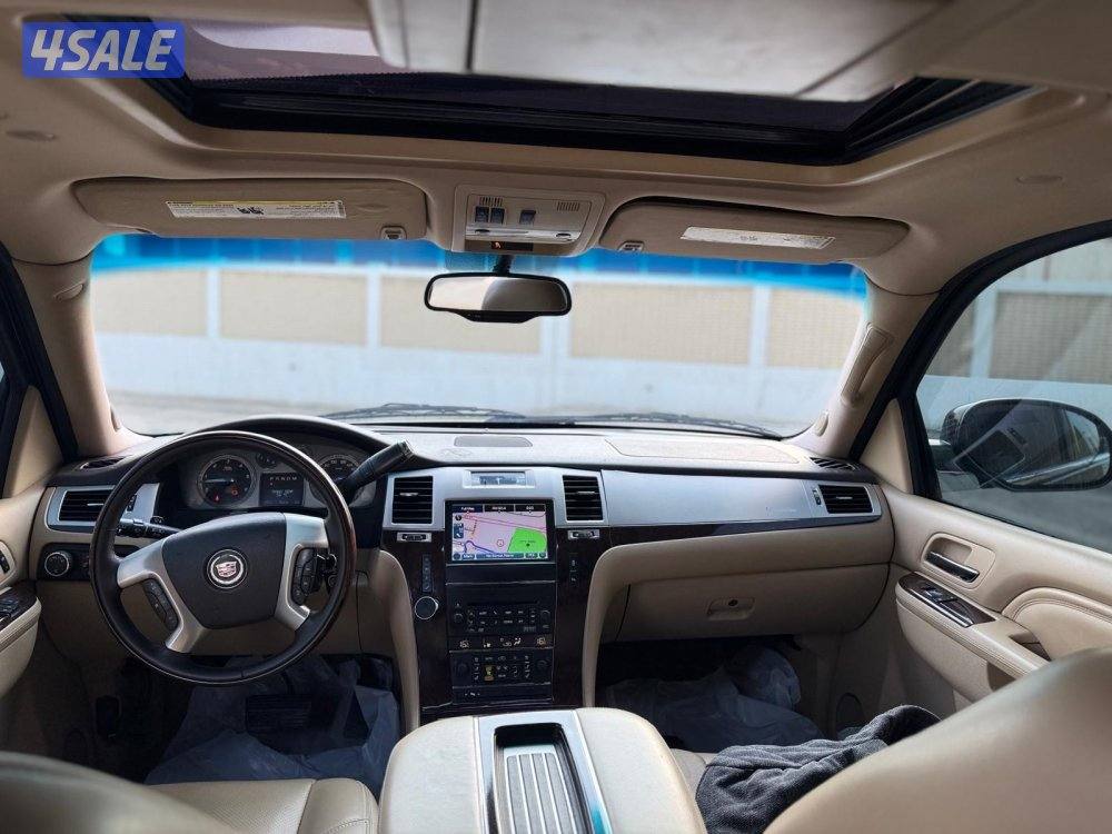 للبيع كاديلاك اسكاليد8