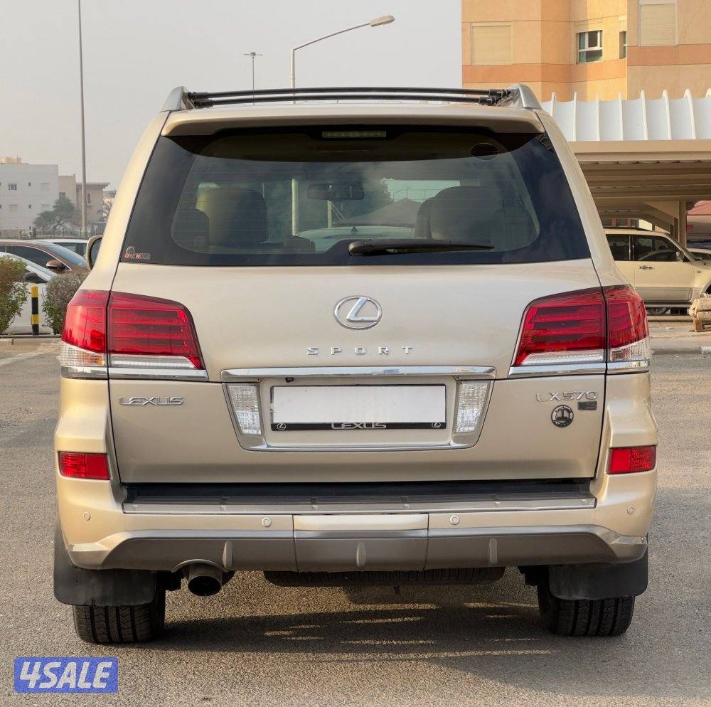 سبورت LX570 موديل 2013 ماشي350الف7