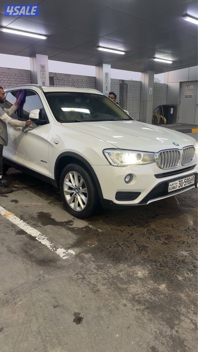 ماشي ٨٠الاف قمة بنظافة في حالة نادرة شرط الفحص BMW X3  201512