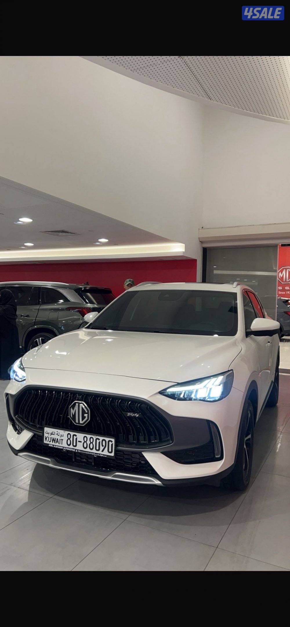 بيعه سريعه MG HS 2024 بيضه داخليه جلد احمر كامل المواصفات وشرط الفحص0