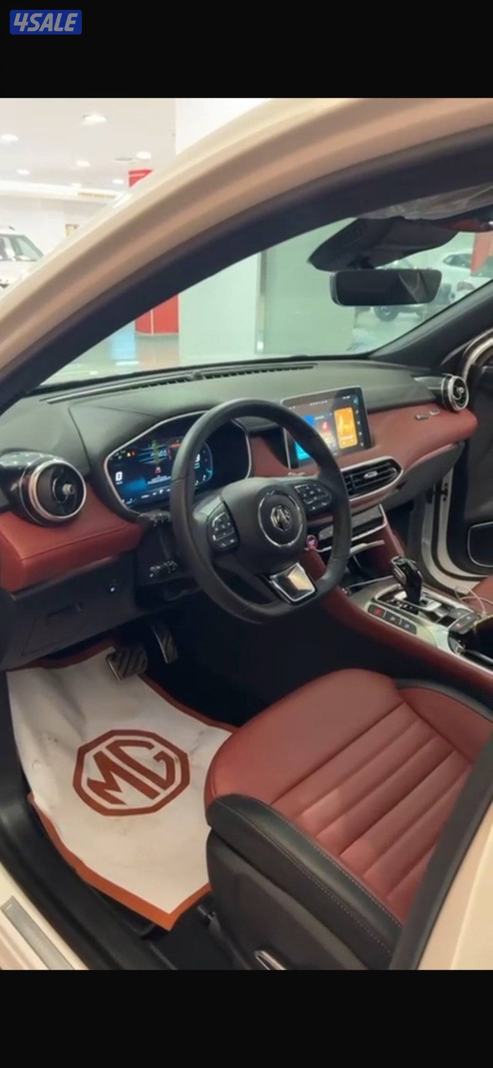 بيعه سريعه MG HS 2024 بيضه داخليه جلد احمر كامل المواصفات وشرط الفحص1