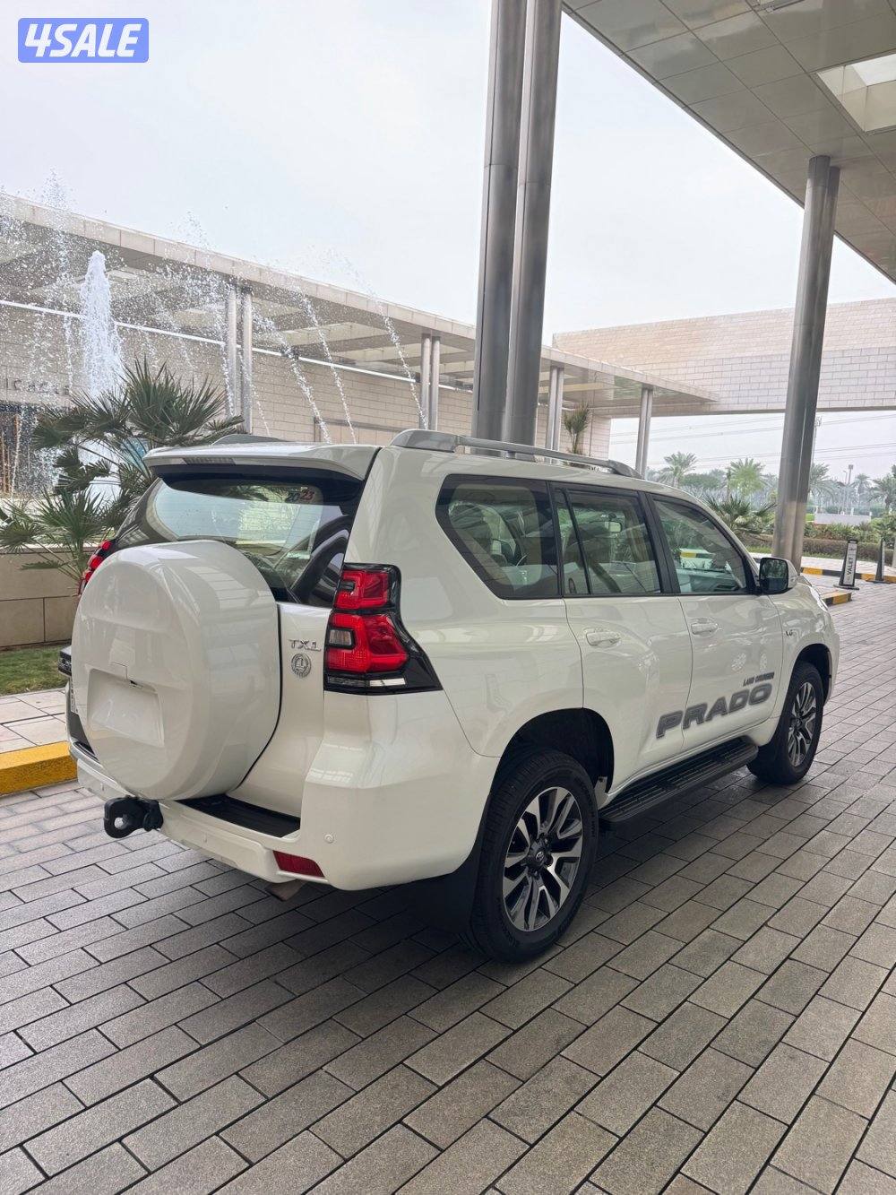 برادو TXL الساير صبغ الوكاله. عداد(33) الف كم فقط1