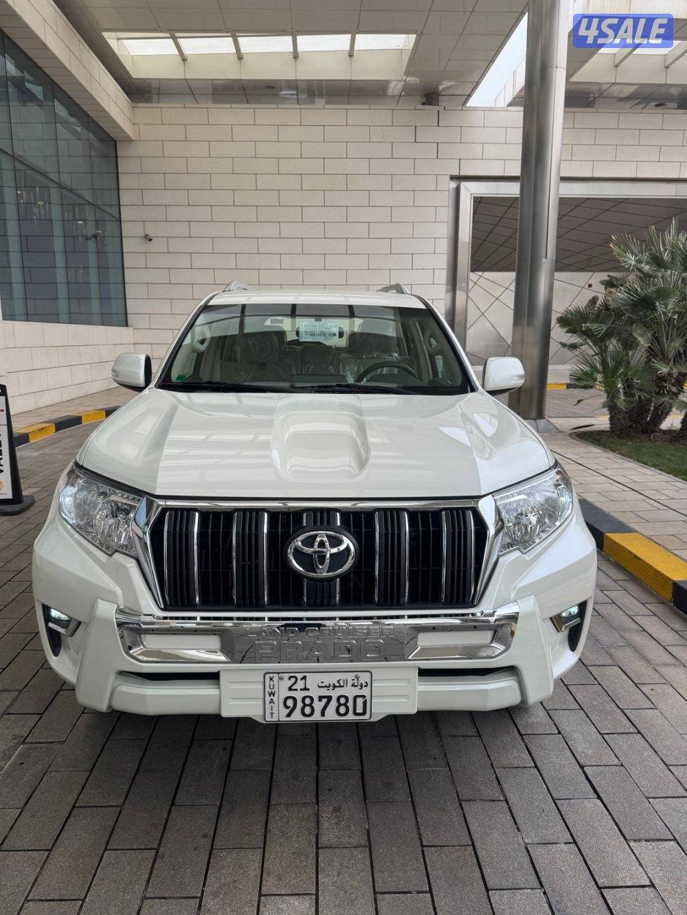 برادو TXL الساير صبغ الوكاله. عداد(33) الف كم فقط4