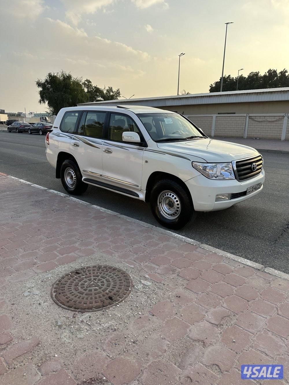 للبيع لاند0