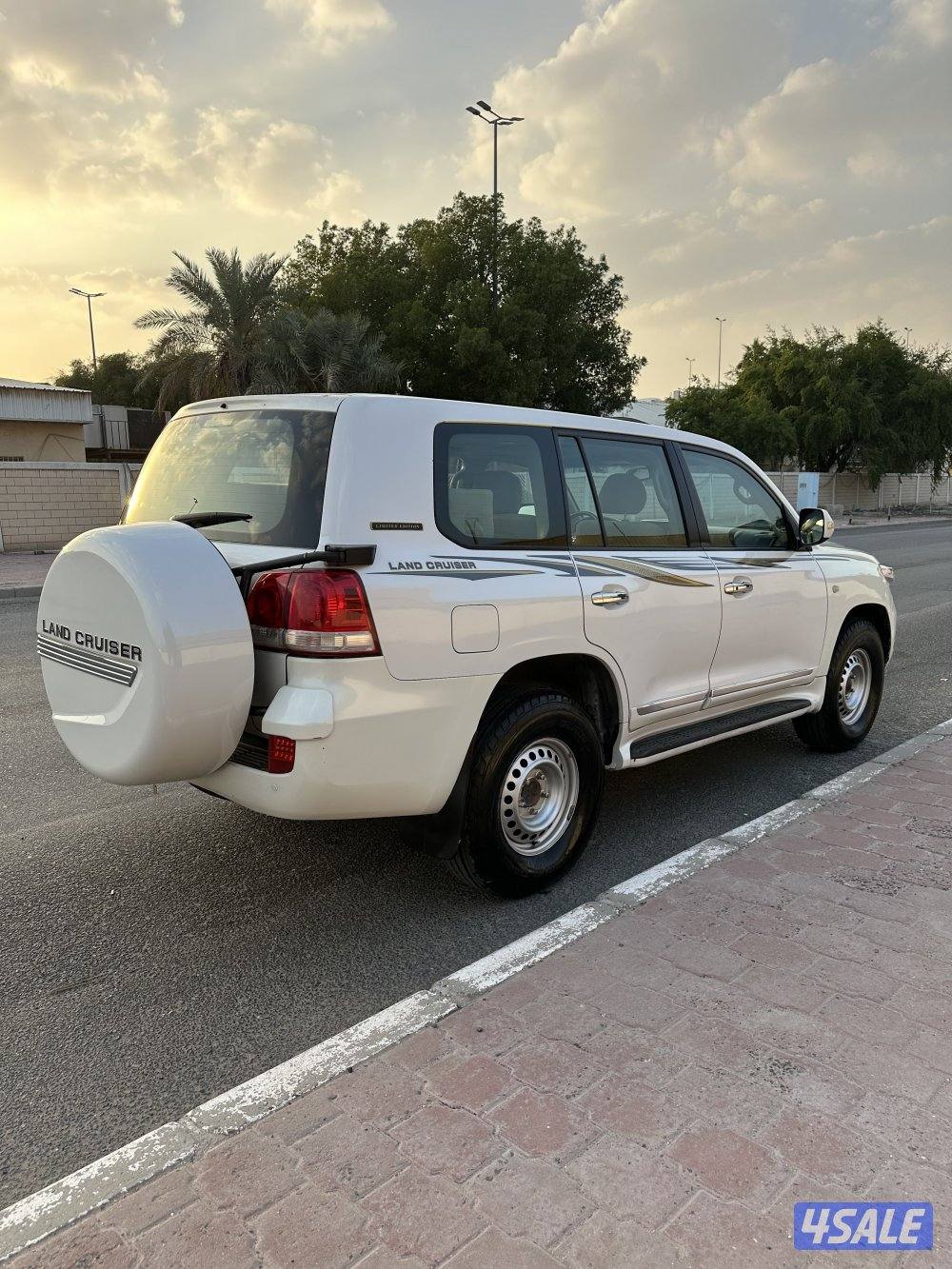 للبيع لاند1