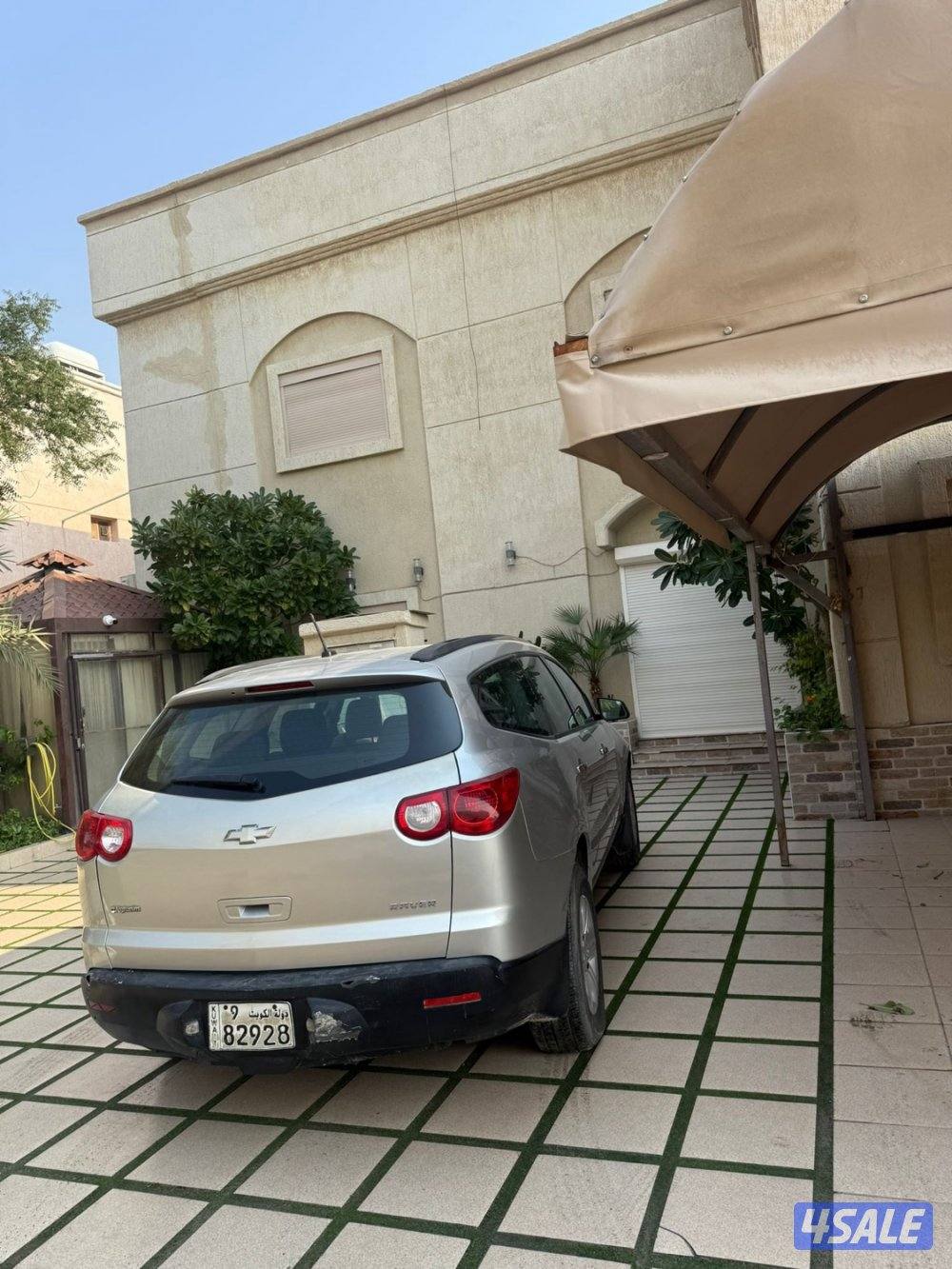 سياره  ترافيرس  20121