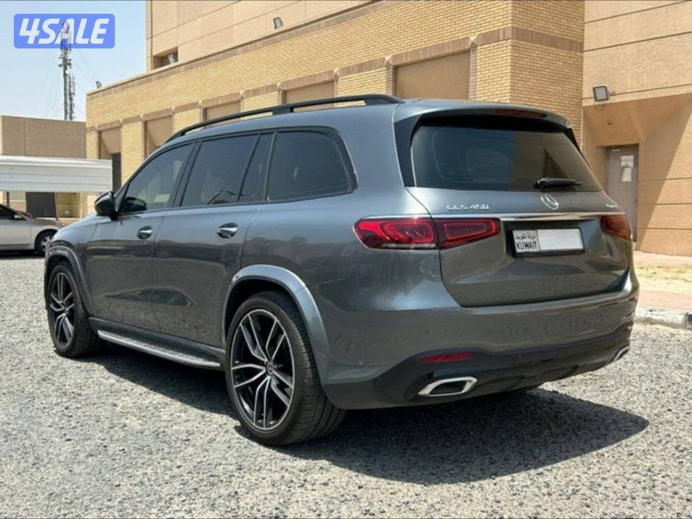 الزهراء/ قطعة 4/ شارع 411/ منزل 233