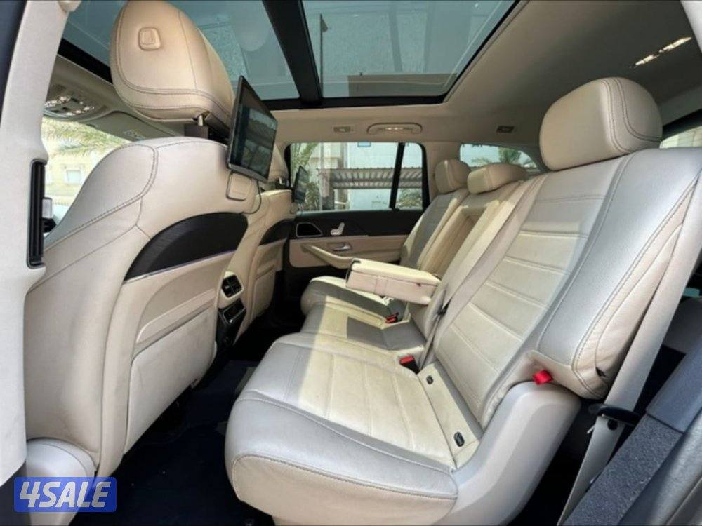 الزهراء/ قطعة 4/ شارع 411/ منزل 235