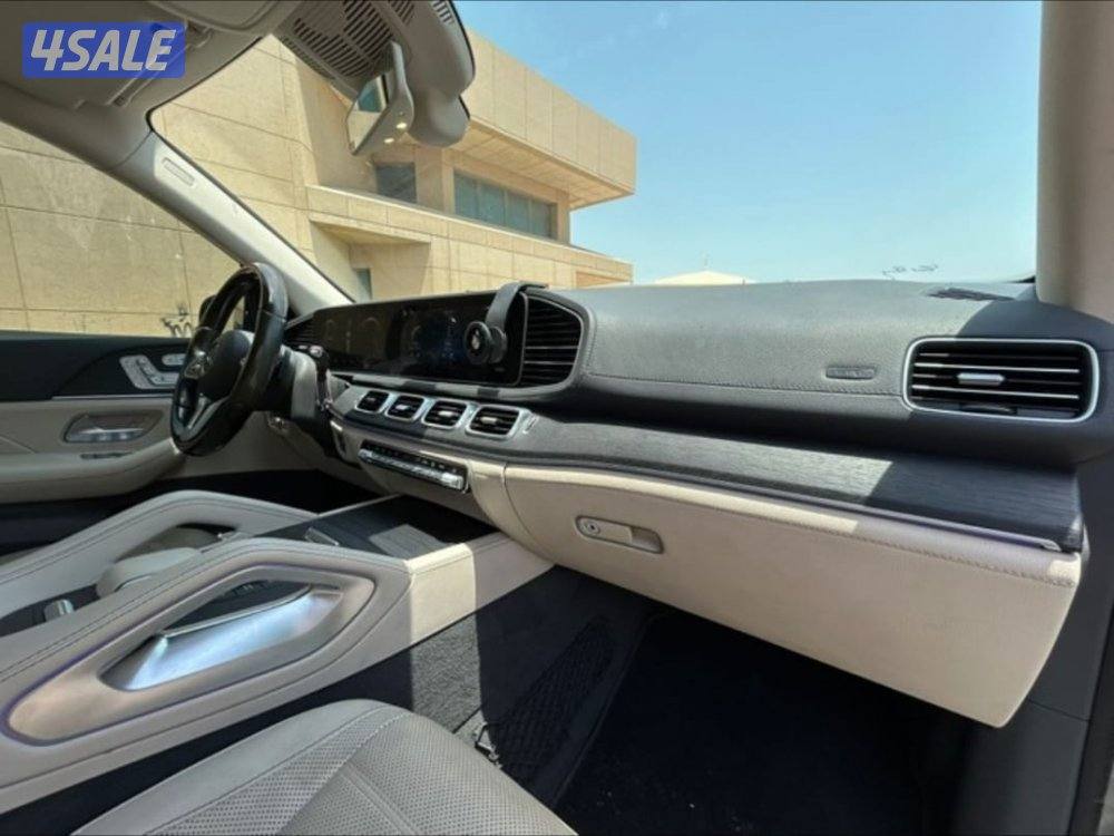 الزهراء/ قطعة 4/ شارع 411/ منزل 237