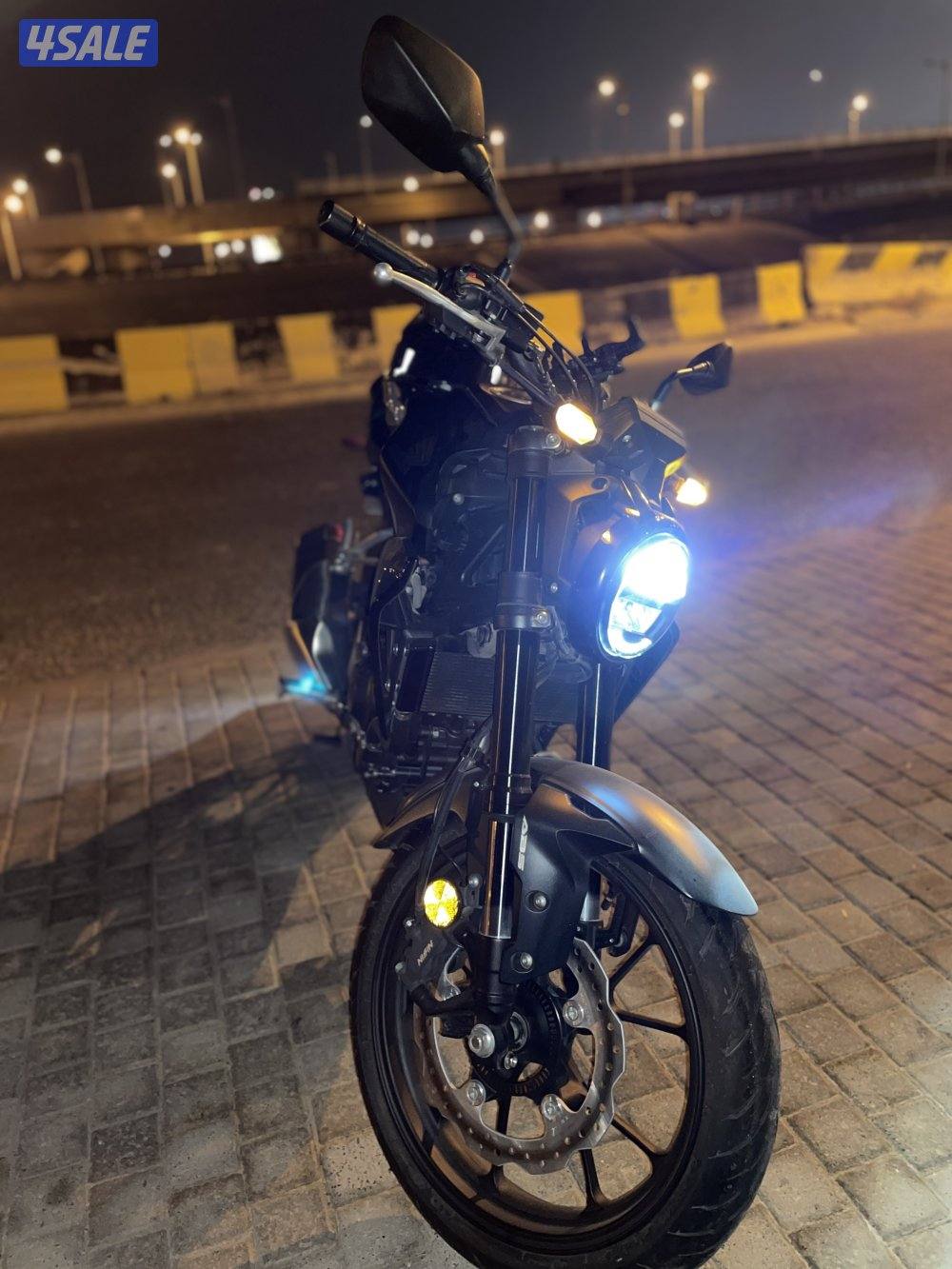 للبيع سيكل هوندا CB300R مديل 20241