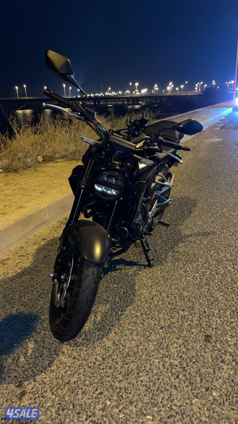 للبيع سيكل هوندا CB300R مديل 20242