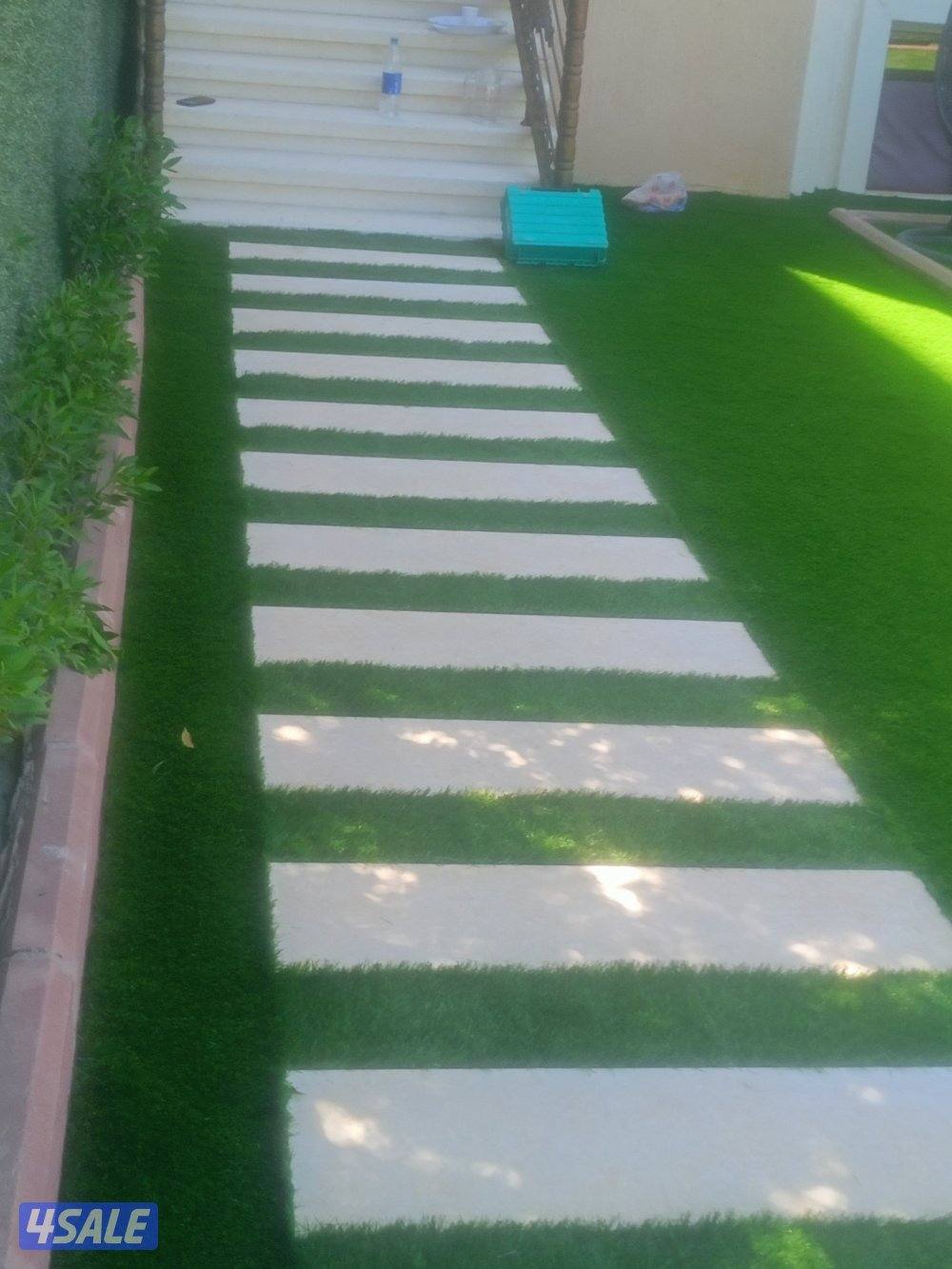 تنسيق حدائق تركيب ثيل صناعي وطبيعي وسور للحديقه تركيب بديل الخشب5