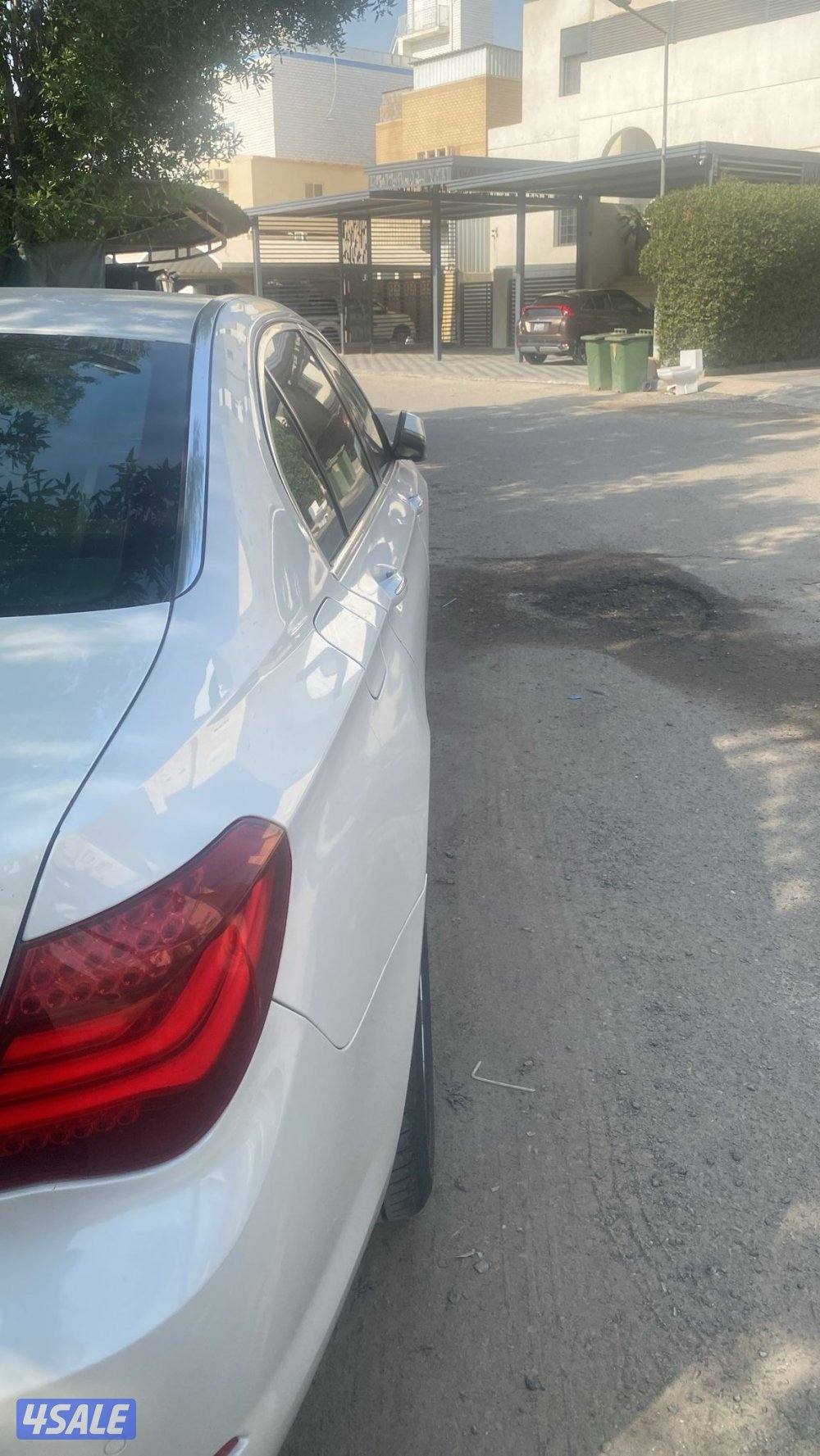 للبيع بي ام دبليو 730li سياره اتعمال حشمه نظيفه شرط الفحص وصامل يبشر3