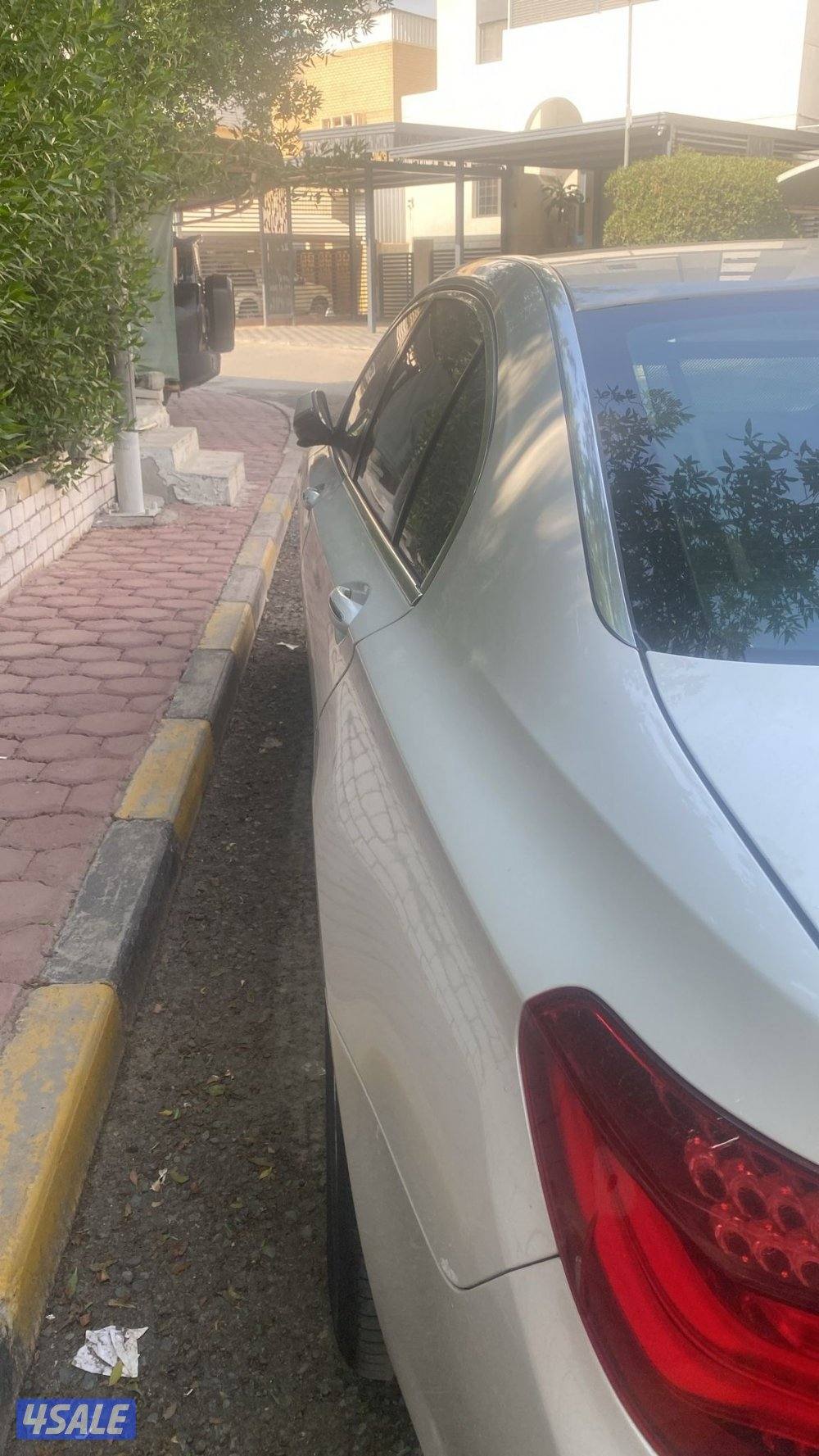 للبيع بي ام دبليو 730li سياره اتعمال حشمه نظيفه شرط الفحص وصامل يبشر6