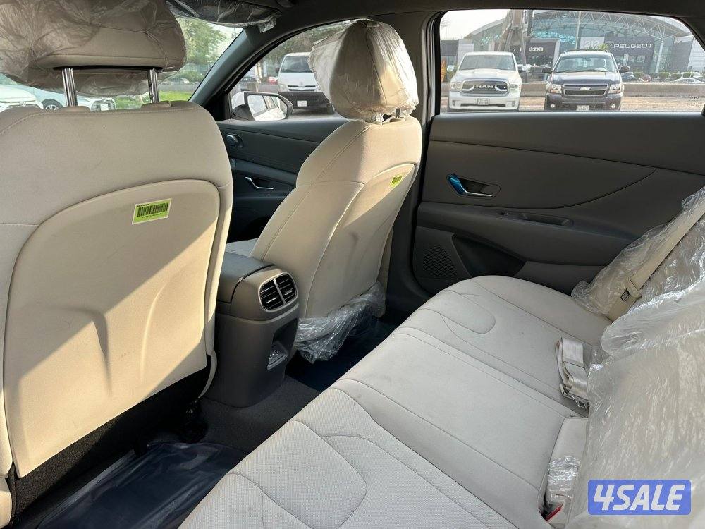 للبيع صالون هونداي النتراً طراز 20241