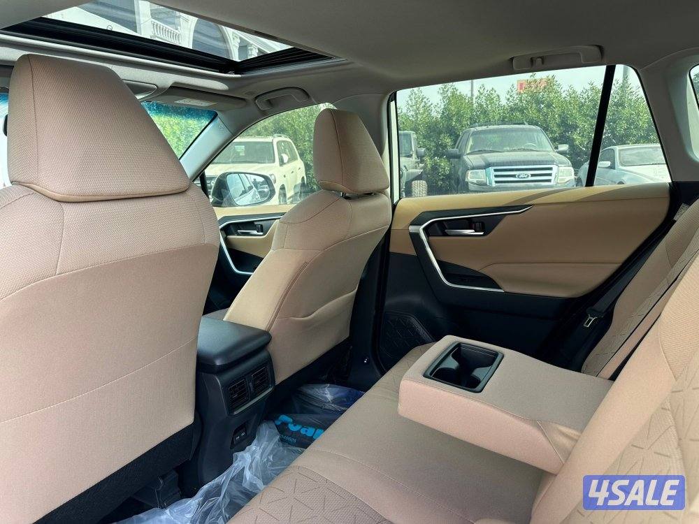 لللبيع جيب تايوتا راف 4 طراز 20248