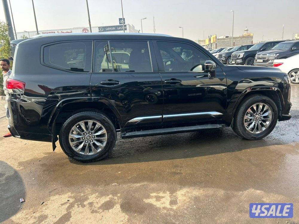 تويوتا لاند كروزر GX.R AEROs  twin turbo.V6 موديل 20232