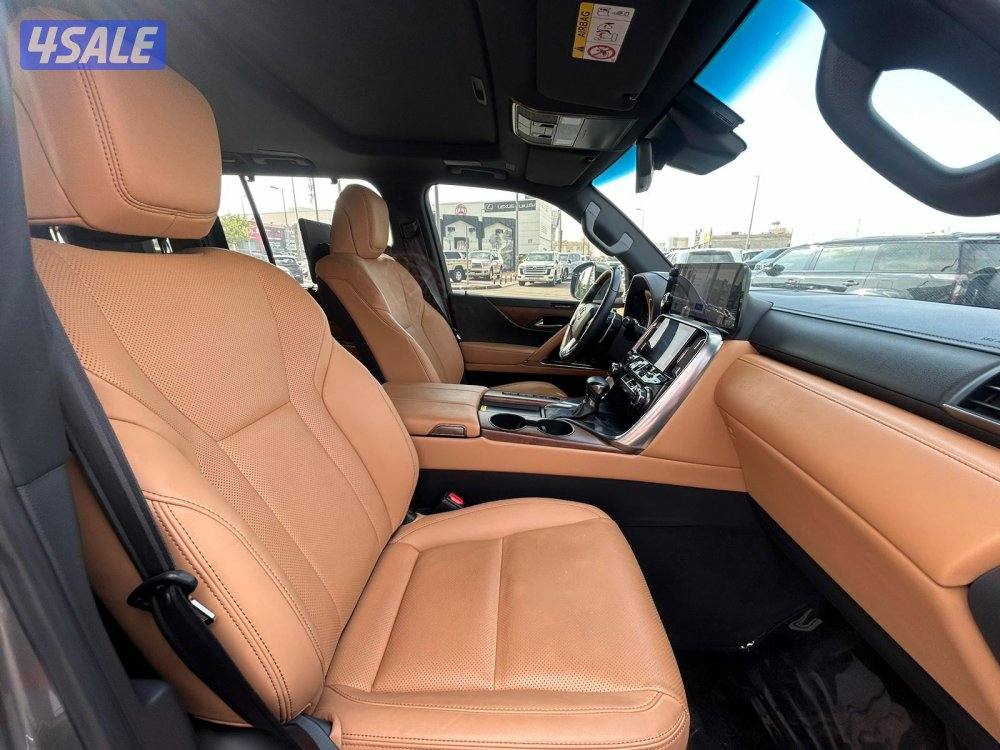 لكزس LX600 درجة اولى  twinturbo .V6 موديل  20226