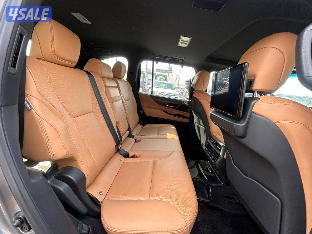 لكزس LX600 درجة اولى  twinturbo .V6 موديل  20227