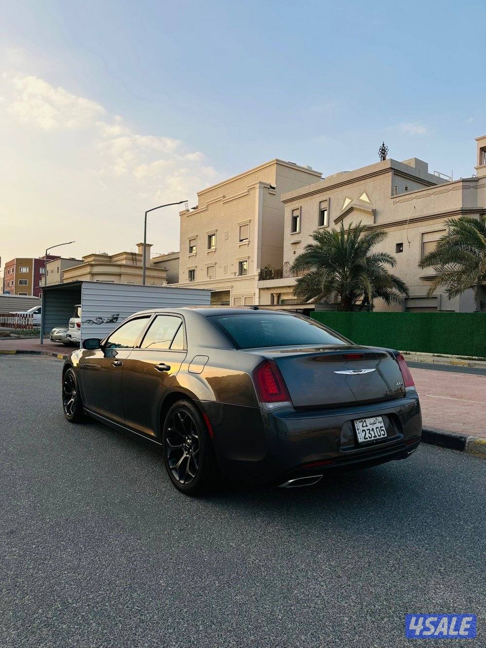 للبيع كرايزلر S300 (S)2