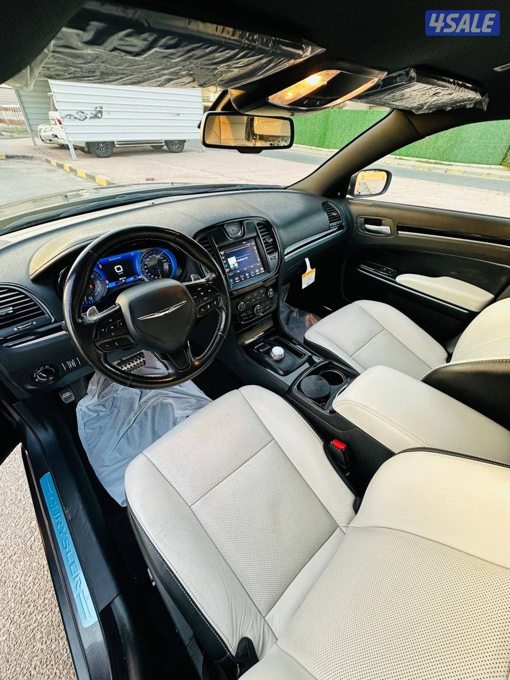 للبيع كرايزلر S300 (S)4