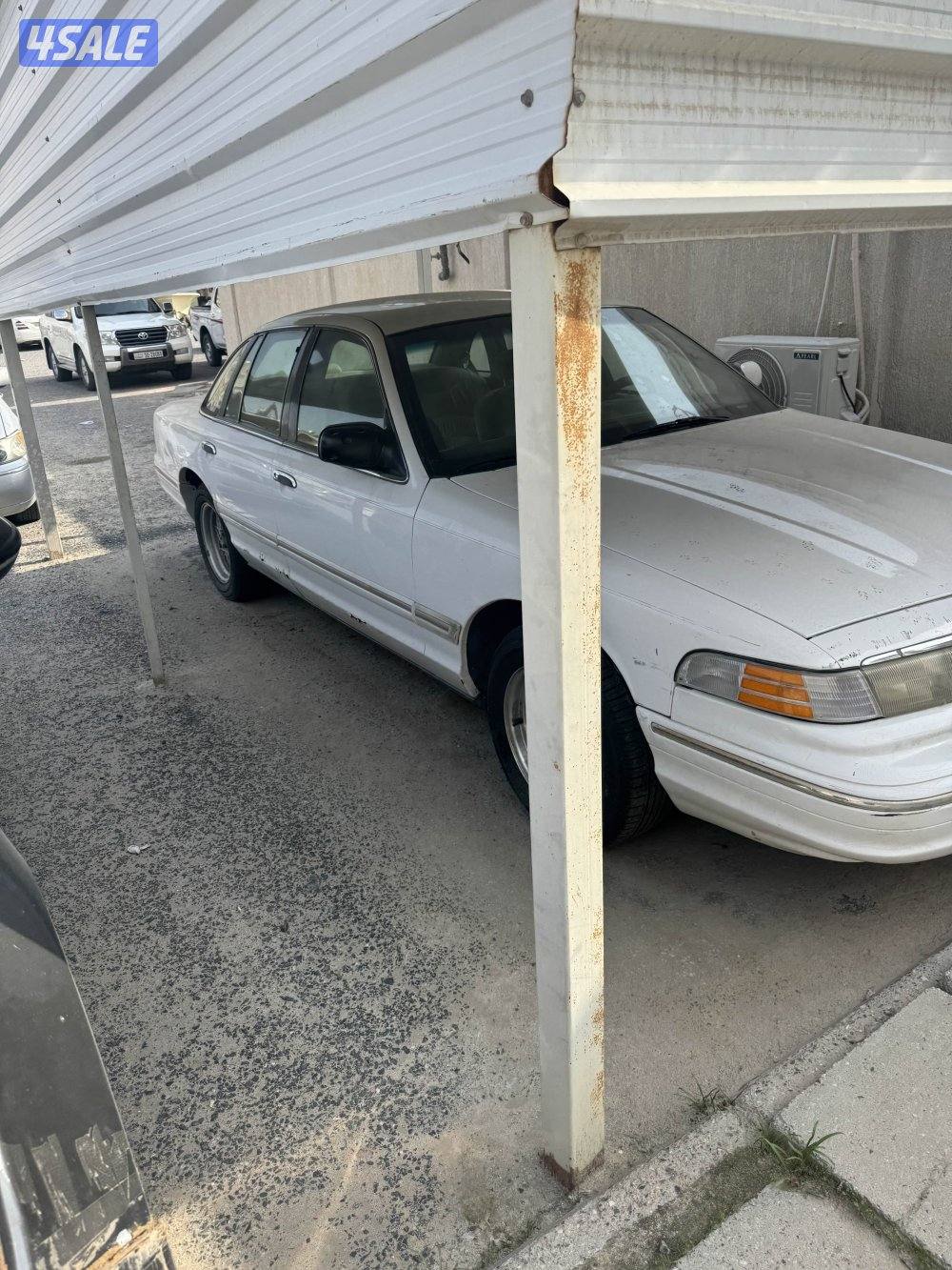 للبيع فورد كراون فكتوريا3