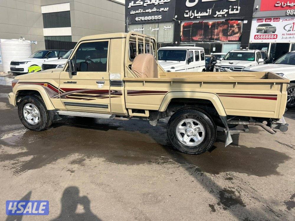 لاند كروزر شاص LX .V6  موديل 2014 ماشى 290.000 k.m  وارد الساير3