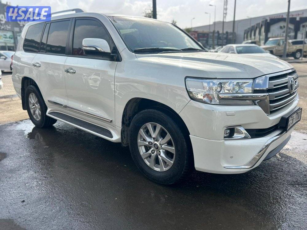 تويوتا لاند كروزر GX.R-V8 موديل 2018 ماشى 340.000 k.m واردالساير.1