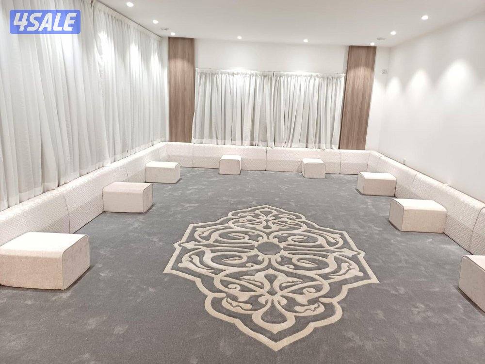 غاليريا المركز باب رقم واحد محل رقم 5_594