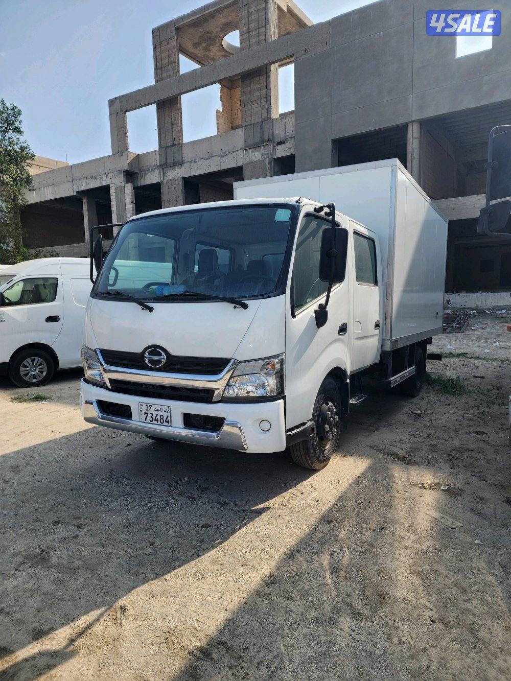 هينو هاف لوري1