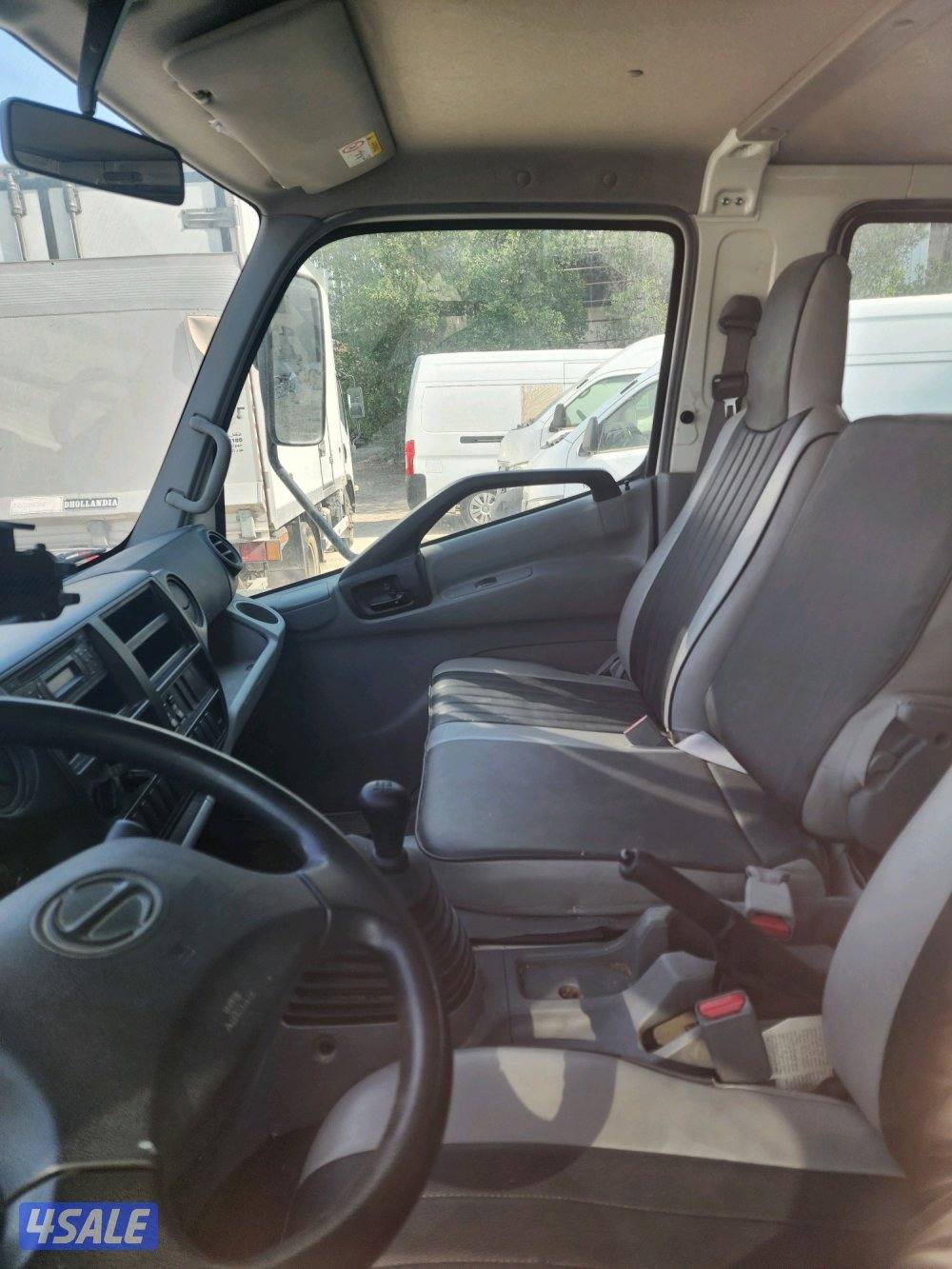 هينو هاف لوري7